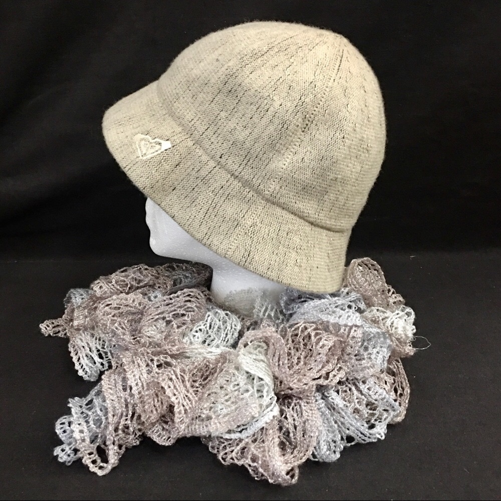 Roxy Wool Hat - image 1